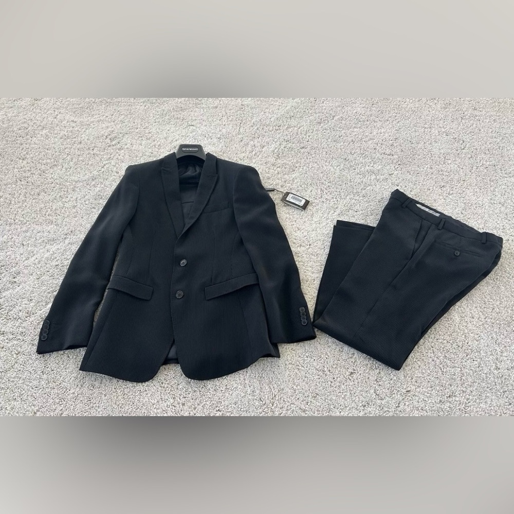 Men’s Emporio Armani Black Suit w/White Stripes, COA, Tags, Hanger & Bag 36/46R